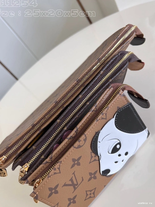 WIS Pouch-25*20*5.5cm LOUIS Toilet VUITTON Trio 0811